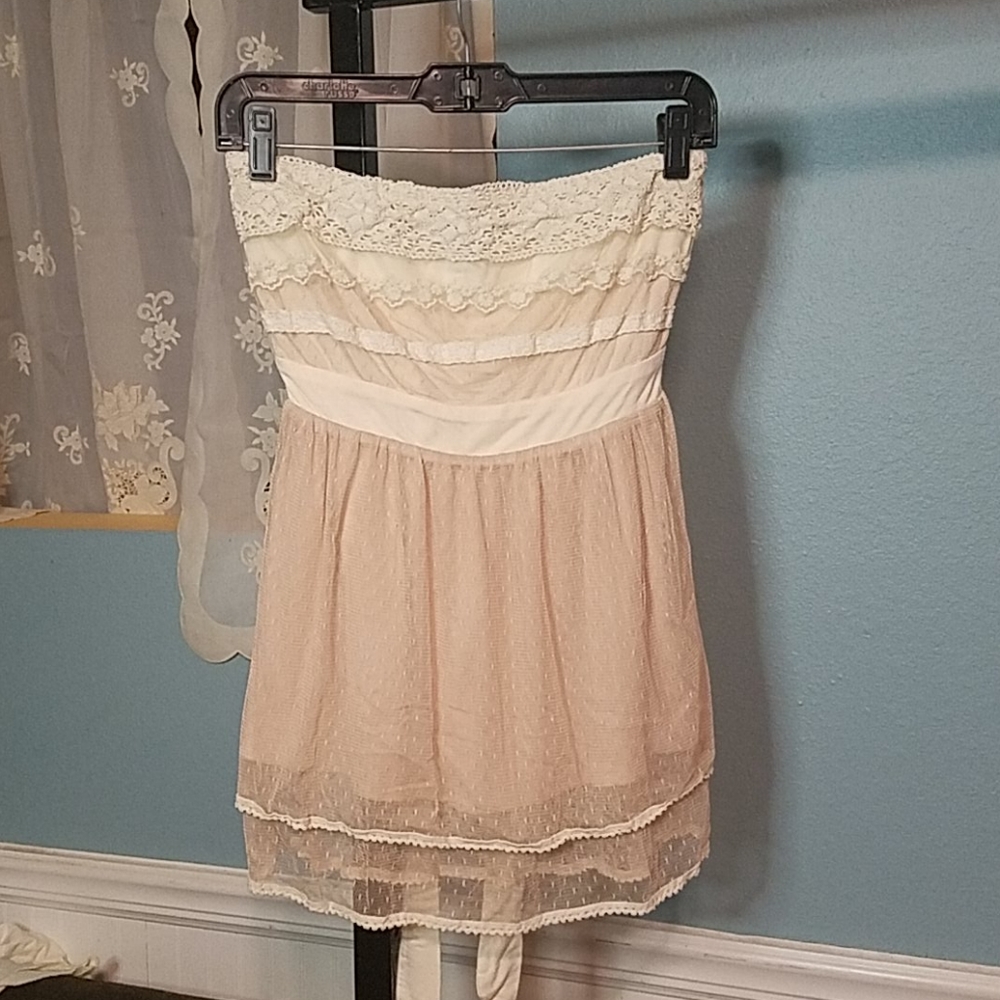 Wet Seal Lace Strapless Top